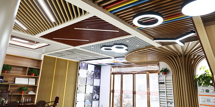 鋁方通生產(chǎn)廠家