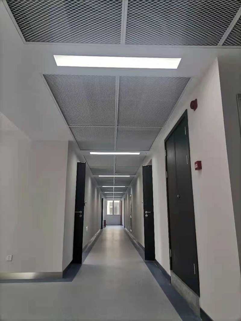 東川路交通大學(xué)鋁網(wǎng)板工程案例