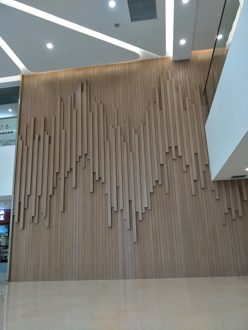 木紋鋁方管不僅做吊頂棒,做墻面也很贊-海上明珠影視城