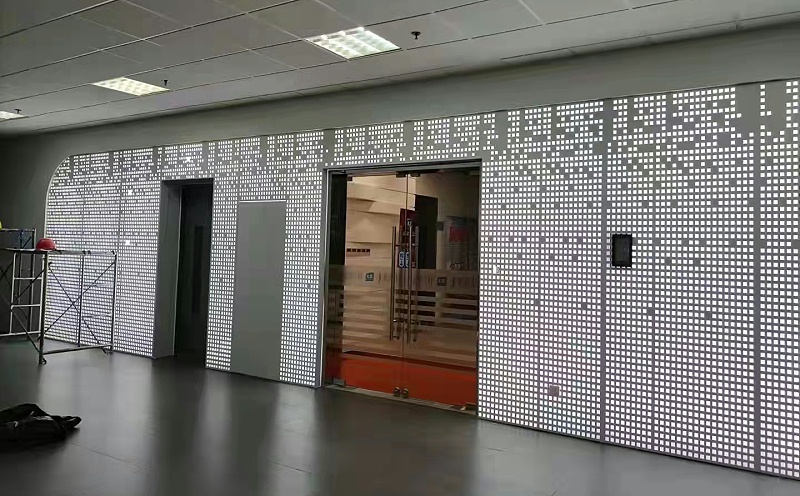 沖孔鋁單板價格