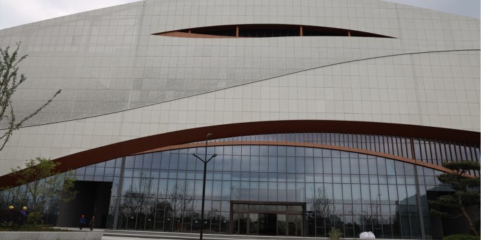 鋁單板價格多少錢一平方米？鋁單板定制廠家：給出這7個參數可以獲得具體報價