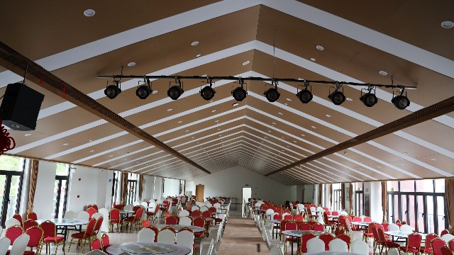 寶山宴會(huì)廳@木紋鋁單板