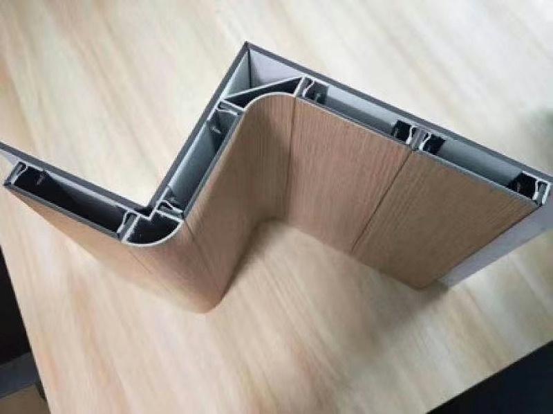 中滬世業帶你認識復合鋁板